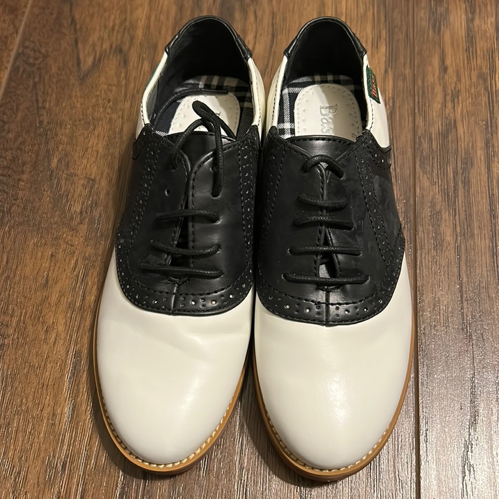 Bass Oxford Saddle Shoes.